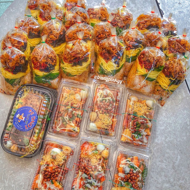 Càn quét hết 10 toạ độ bán bánh tráng ngon nức tiếng giữa lòng Sài Gòn, toàn là nơi đình đám được review rất tốt - Ảnh 25.