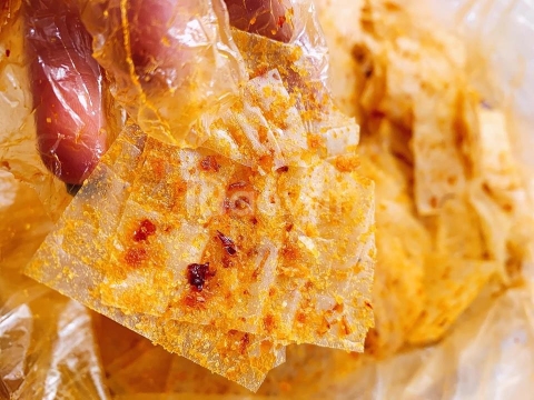 an-banh-trang-co-loi-hay-khong-1 Giải mã chi tiết: ăn bánh tráng trộn có tốt không?