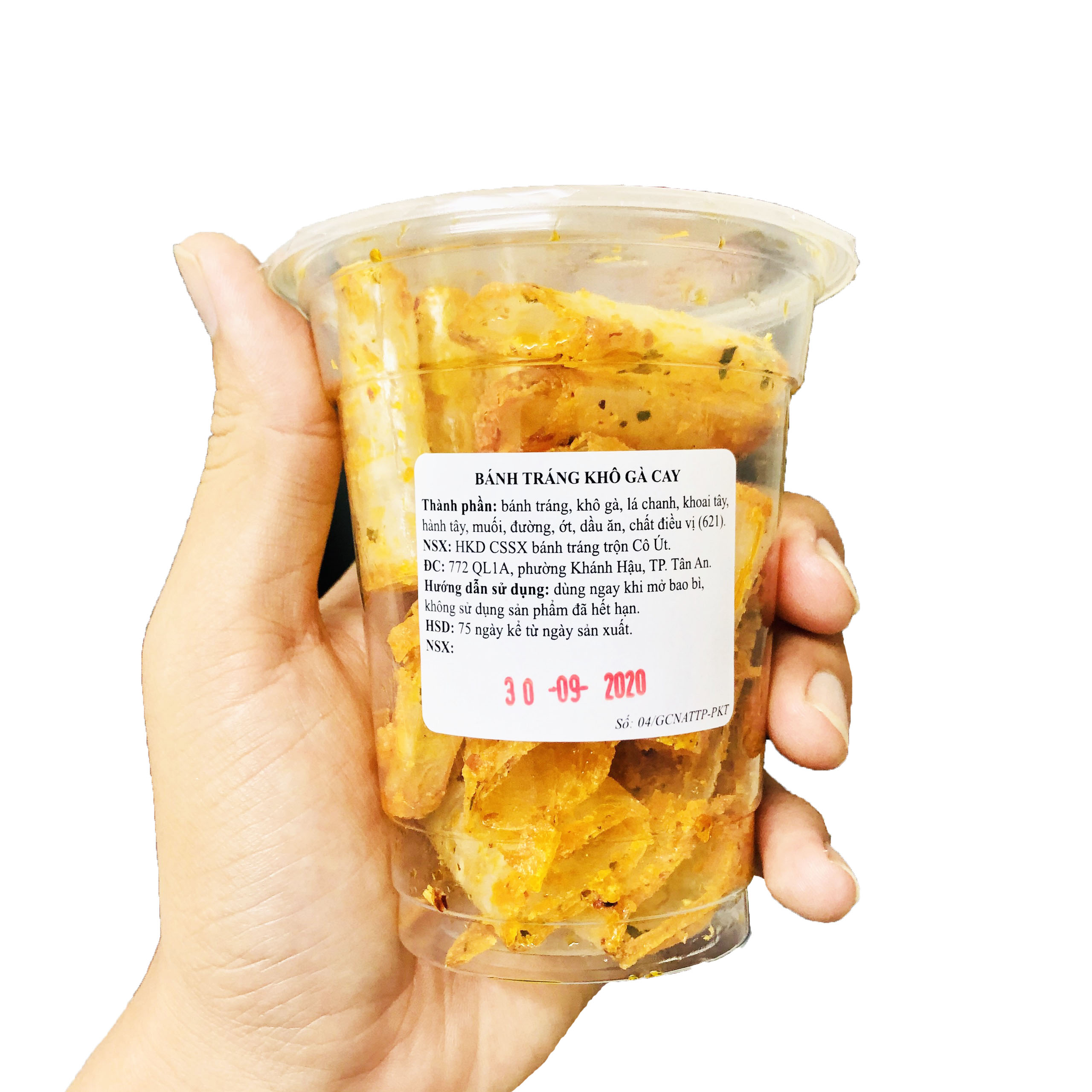 banhtrangtroncuongacay Bánh tráng trộn là món ăn yêu thích của người người nhà nhà. Hầu như không ai không biết đến thứ bánh thơm ngon, dân dã này. Nhưng có một nghịch lý là rất ít người biết được bánh tráng trộn để được bao lâu? Nên bảo quản bánh như thế nào để sử dụng lâu dài nhất? Vì vậy hôm nay, Bánh Tráng Trộn Cô Út sẽ cung cấp các thông tin hữu ích cho tất cả người dùng.